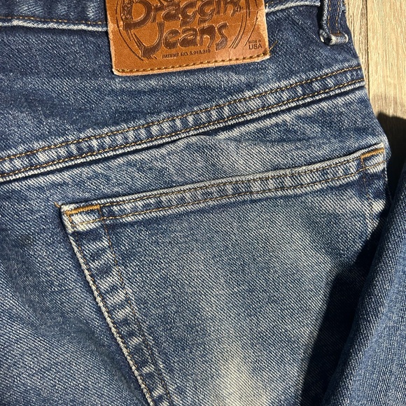 Relaxed Fit Men's Jeans in Classic Blue - Picture 5 of 6